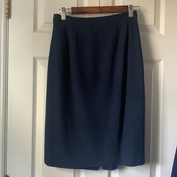 Kasper For ASL Business Wool Suit. Size 6 - Picture 4 of 8